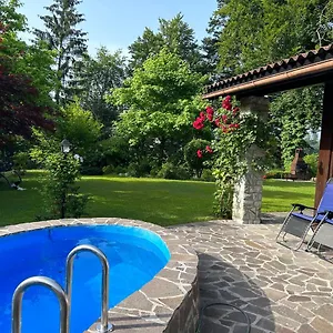 Family House Zbilje Vakantiehuis