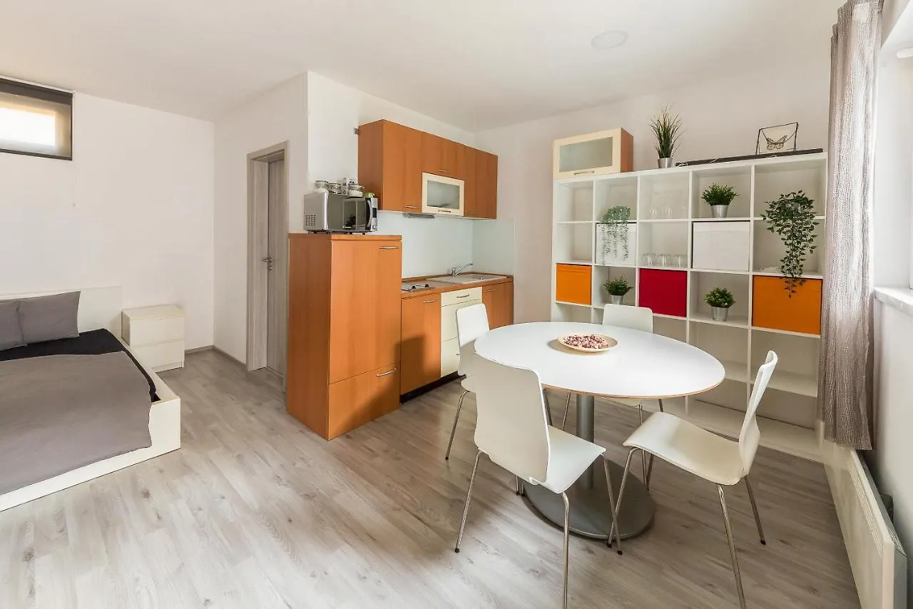 Apartments Berni Λιουμπλιάνα
