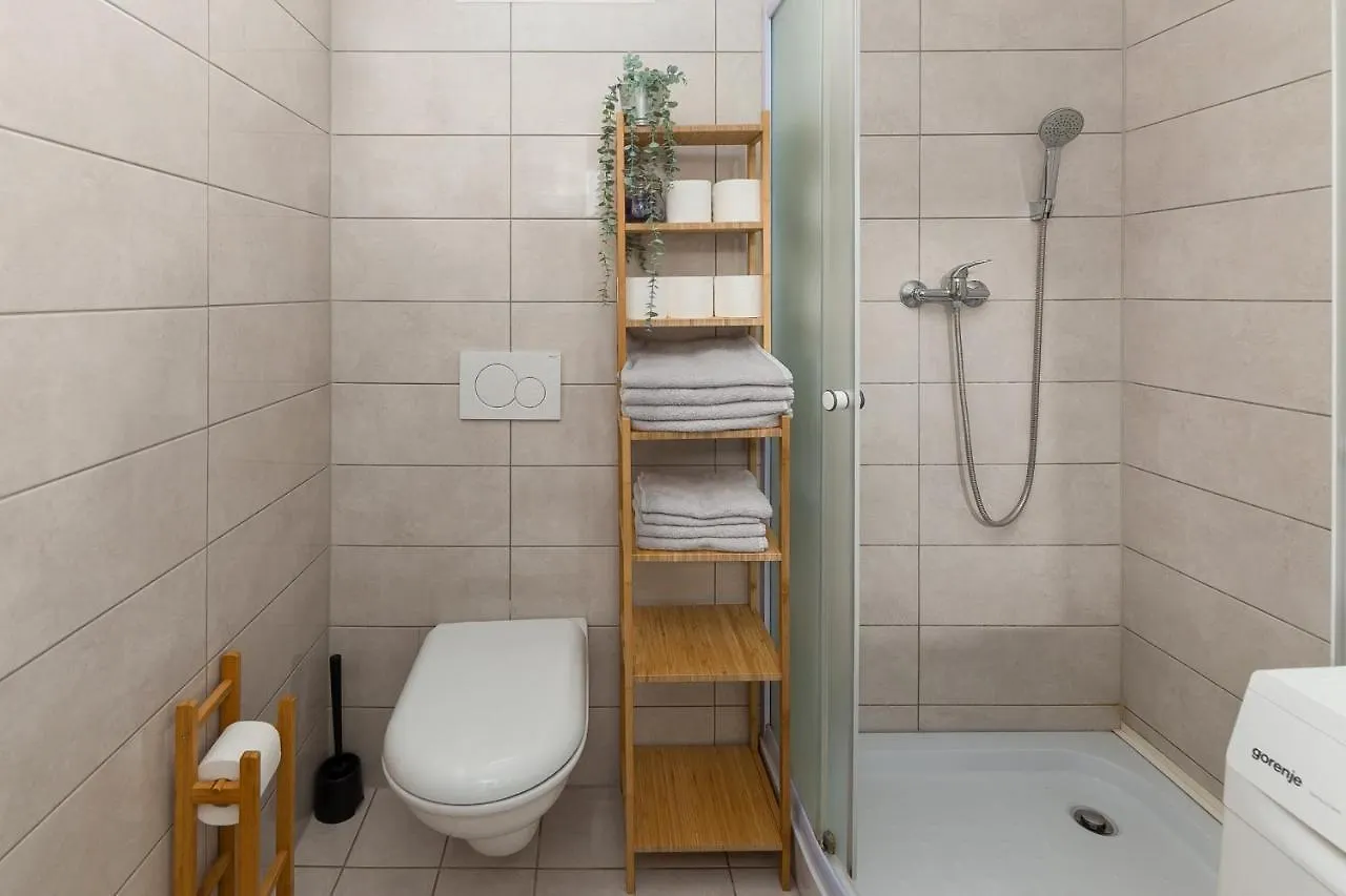 Apartments Berni Λιουμπλιάνα 0*,  Σλοβενία