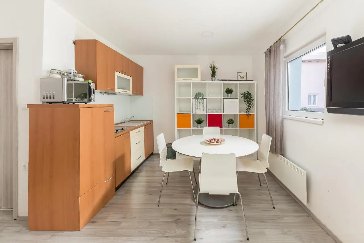 Apartments Berni Λιουμπλιάνα