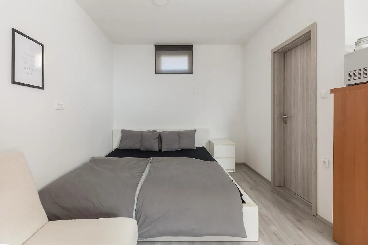 Apartments Berni Λιουμπλιάνα