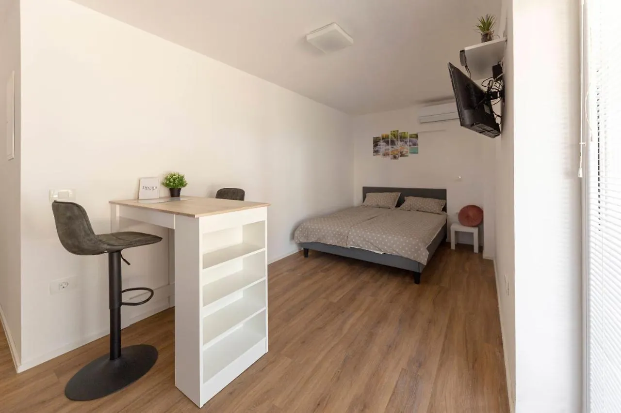 Apartments Berni Λιουμπλιάνα